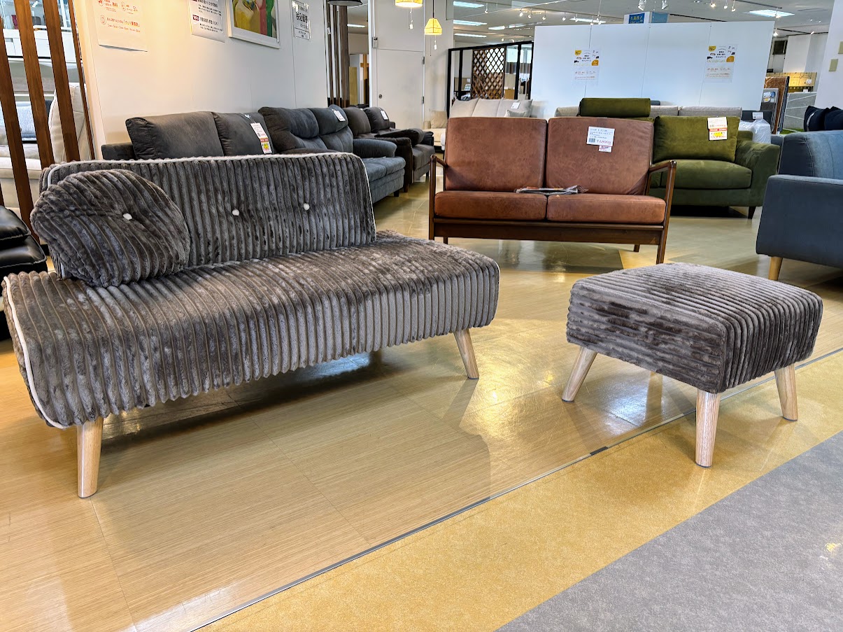 mint (ミント) 2人掛けソファ+スツール - ワンルームにぴったり!極太コーデュロイのコンパクトソファ-石巻の家具店LIFESTYLESHOP伊藤家具